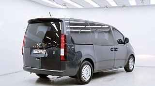 HYUNDAI STARIA  Tourer 11 Seater 2022