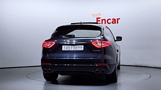 MASERATI LEVANTE 2019