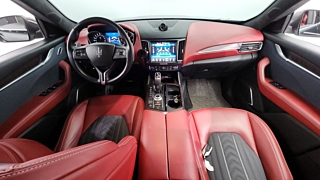 MASERATI LEVANTE 2019