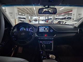 HYUNDAI GRANDEUR IG HYBRID 2018