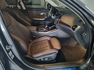 BMW 3-SERIES G20  320i Luxury 2022
