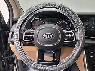 KIA CARNIVAL  4 GENERATION 9 Seater Noblesse 2021