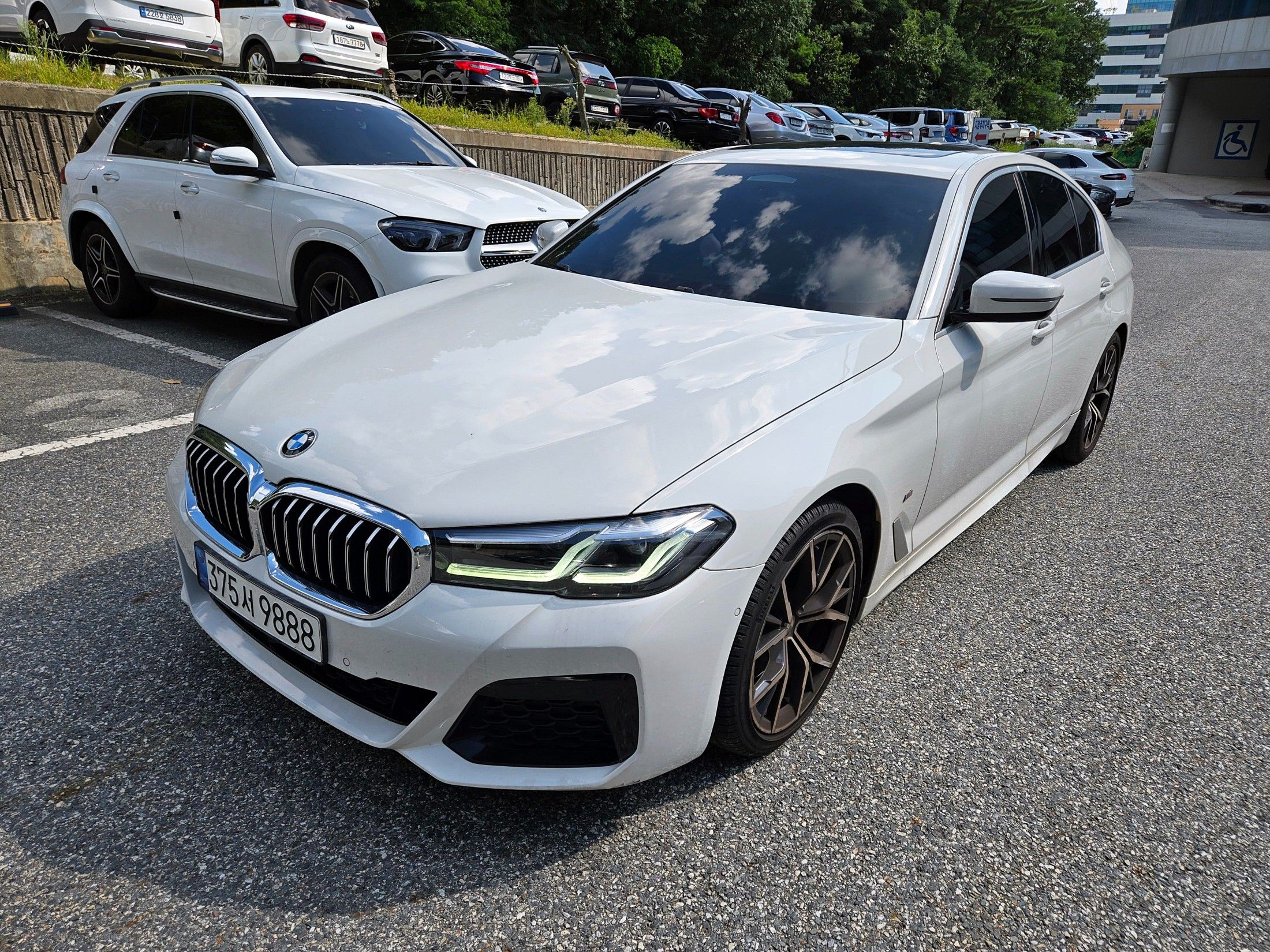 BMW 5-SERIES G30 2022