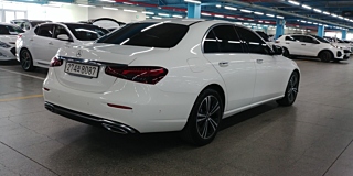 MERCEDES BENZ E-CLASS W213 2021