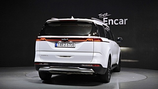 KIA CARNIVAL 2023