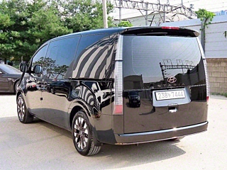 HYUNDAI STARIA  L3.5 Lounge 9 Seater 2022