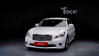 INFINITI M37 2011