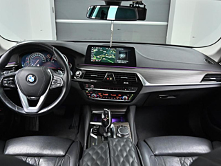 BMW 5-SERIES G30 2018