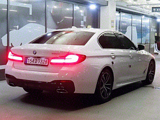 BMW 5-SERIES G30 2022