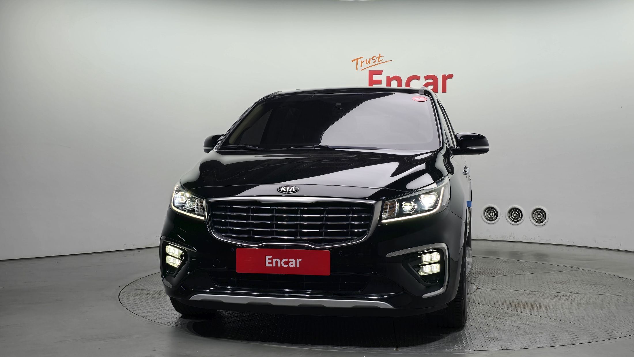 KIA CARNIVAL 2019
