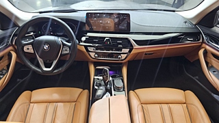 BMW 5-SERIES G30 2022