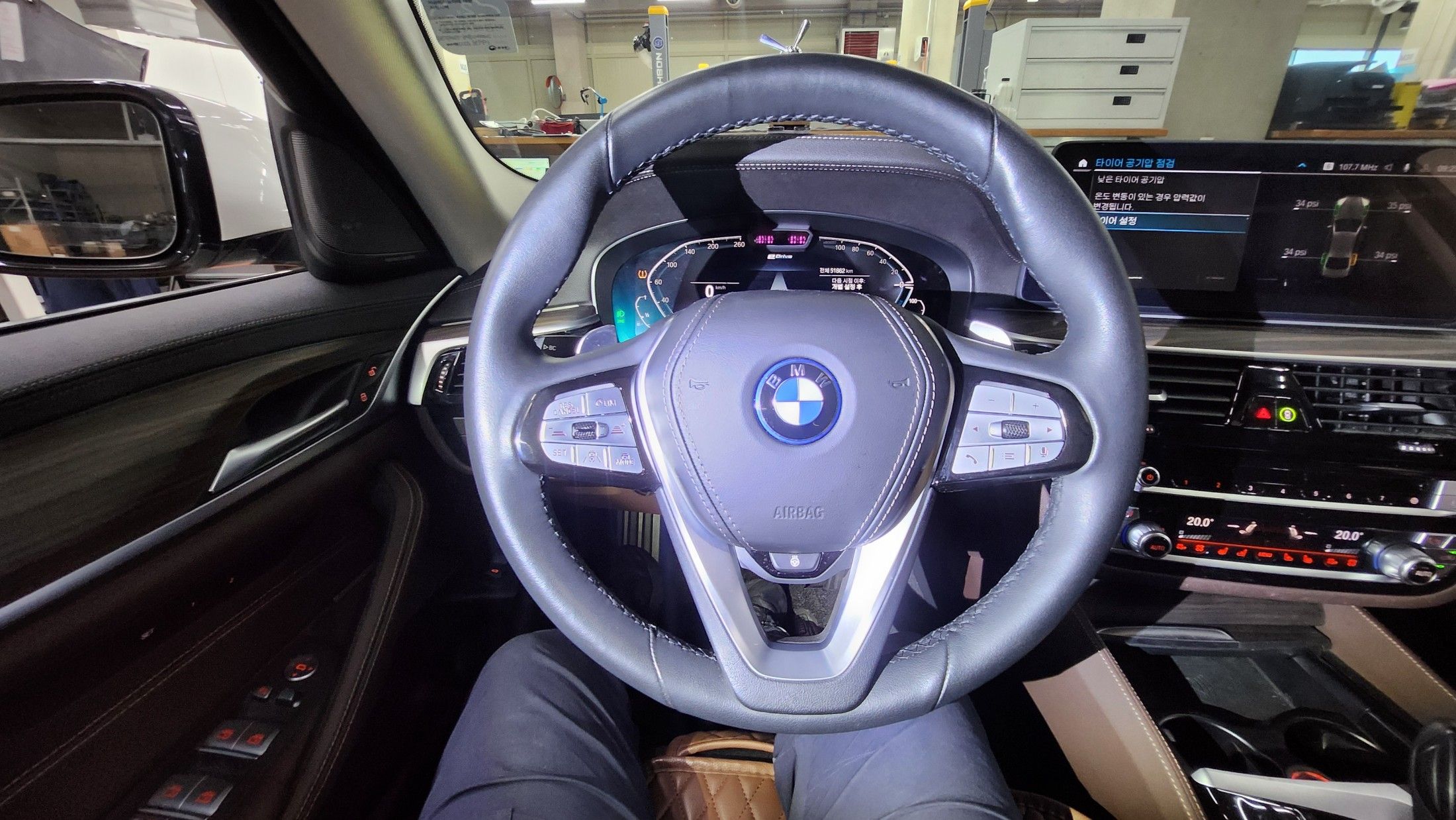 BMW 5-SERIES G30 2022