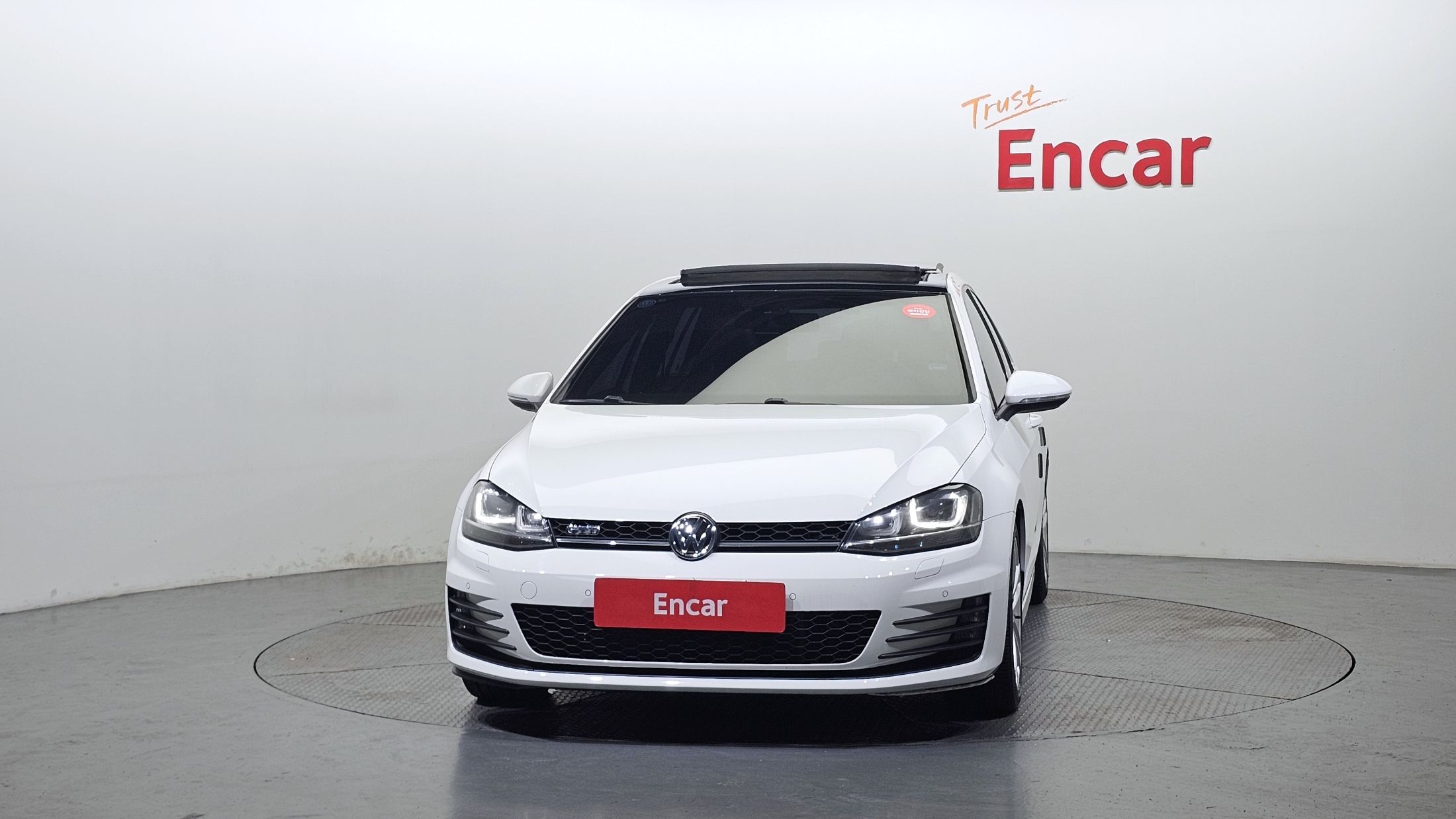 VOLKSWAGEN GOLF 2015