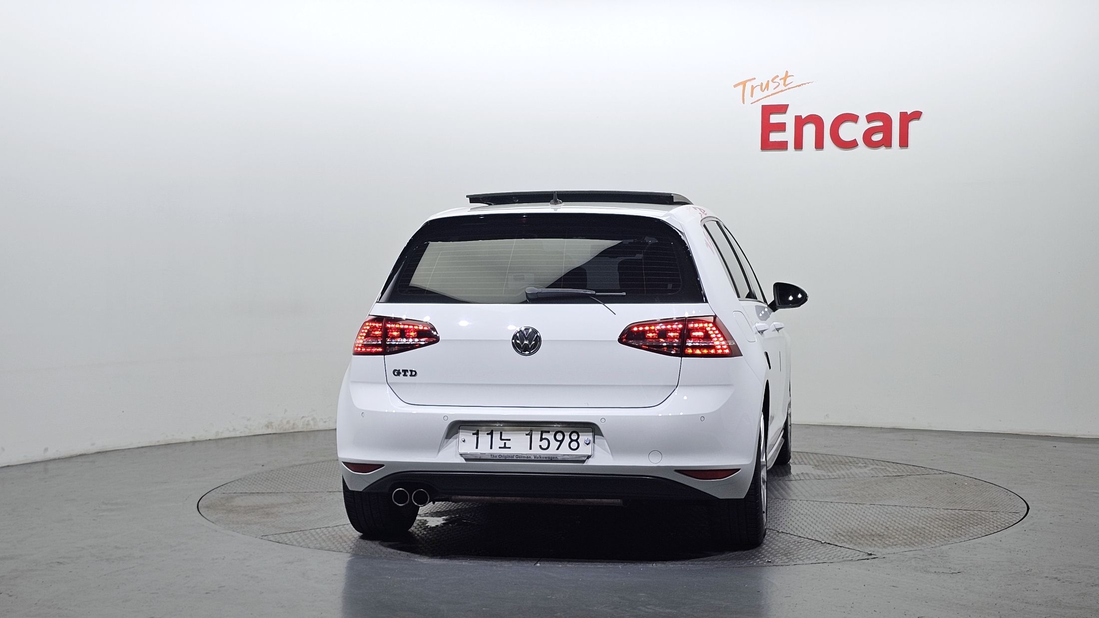 VOLKSWAGEN GOLF 2015