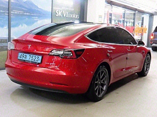 TESLA MODEL 3 2020