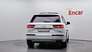 AUDI Q7 4M 2019