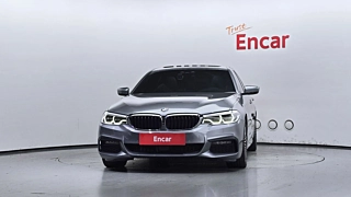 BMW 5-SERIES G30 2019