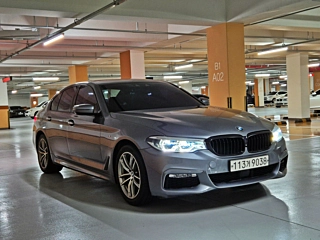 BMW 5-SERIES G30 2017