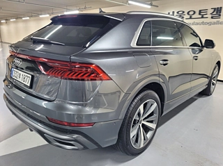 AUDI Q8 4M 2022