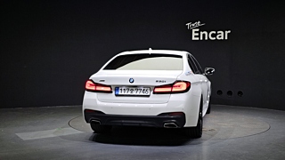 BMW 5-SERIES G30 2022