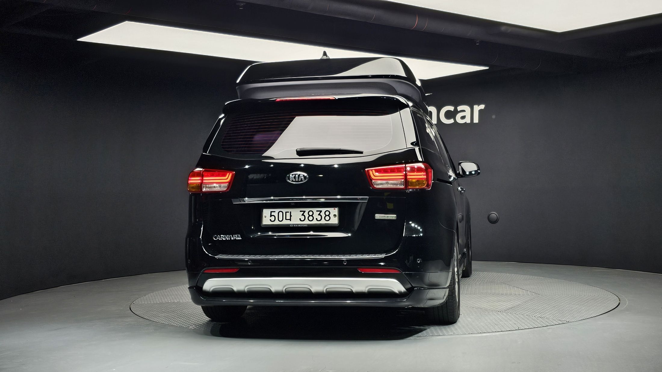 KIA CARNIVAL 2015