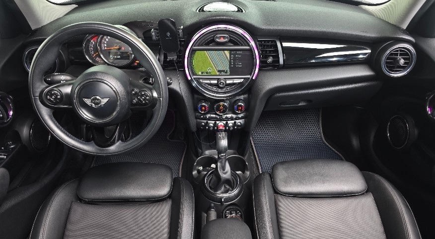 MINI COOPER 2015