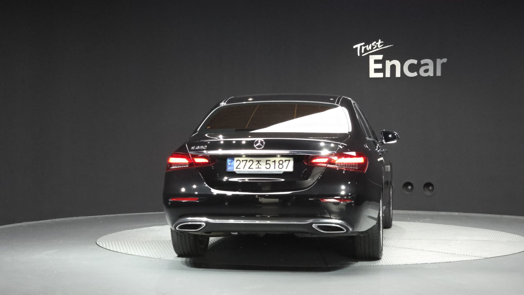 MERCEDES BENZ E-CLASS W213 2023