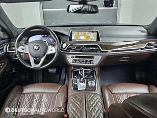 BMW 7-SERIES G11 2021