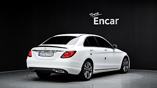 MERCEDES BENZ C-CLASS W205 2018