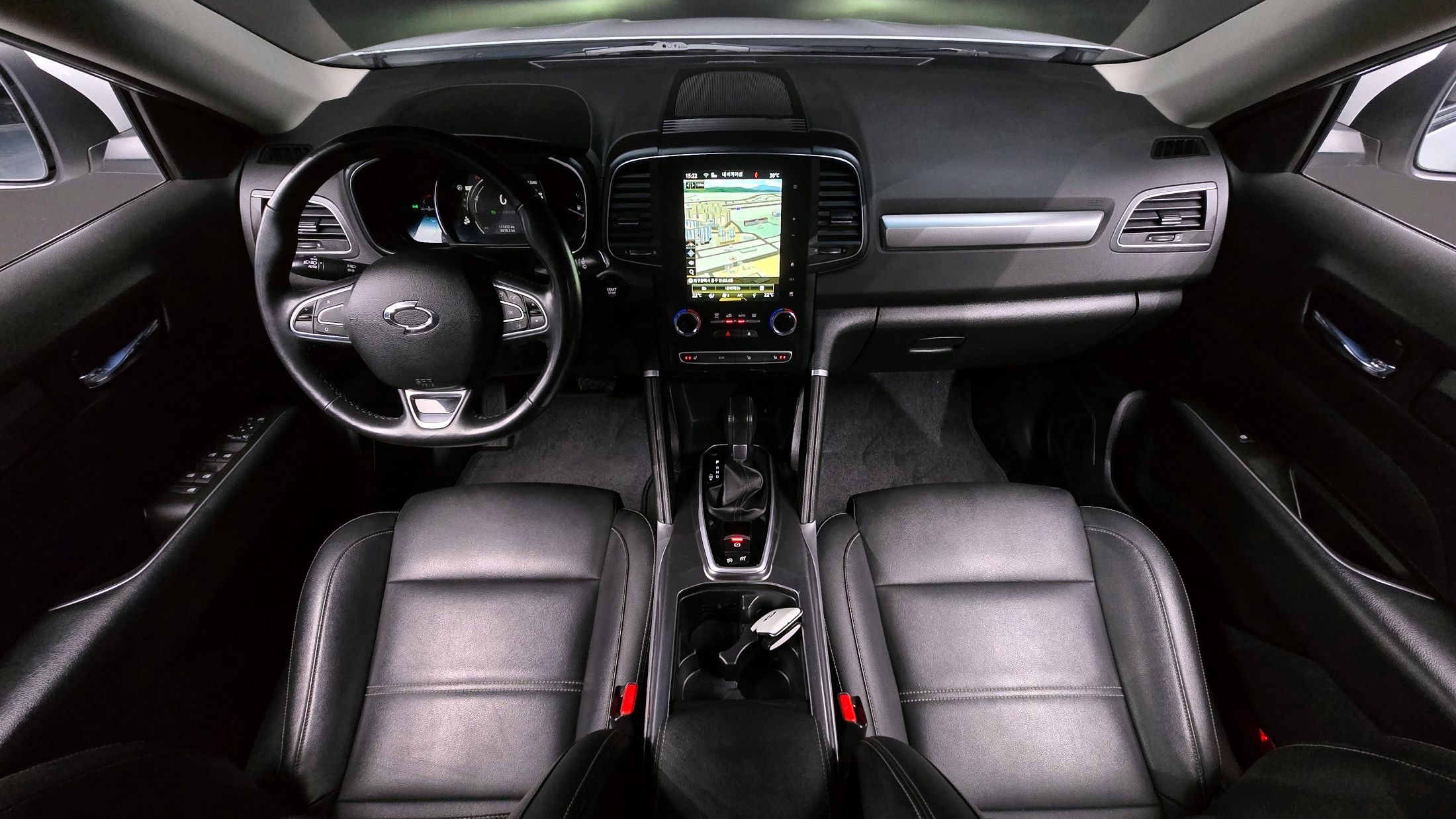 SAMSUNG QM6 2021