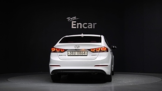 HYUNDAI AVANTE AD 2016
