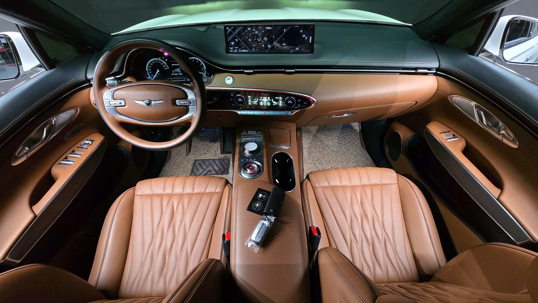 GENESIS GV70 2023