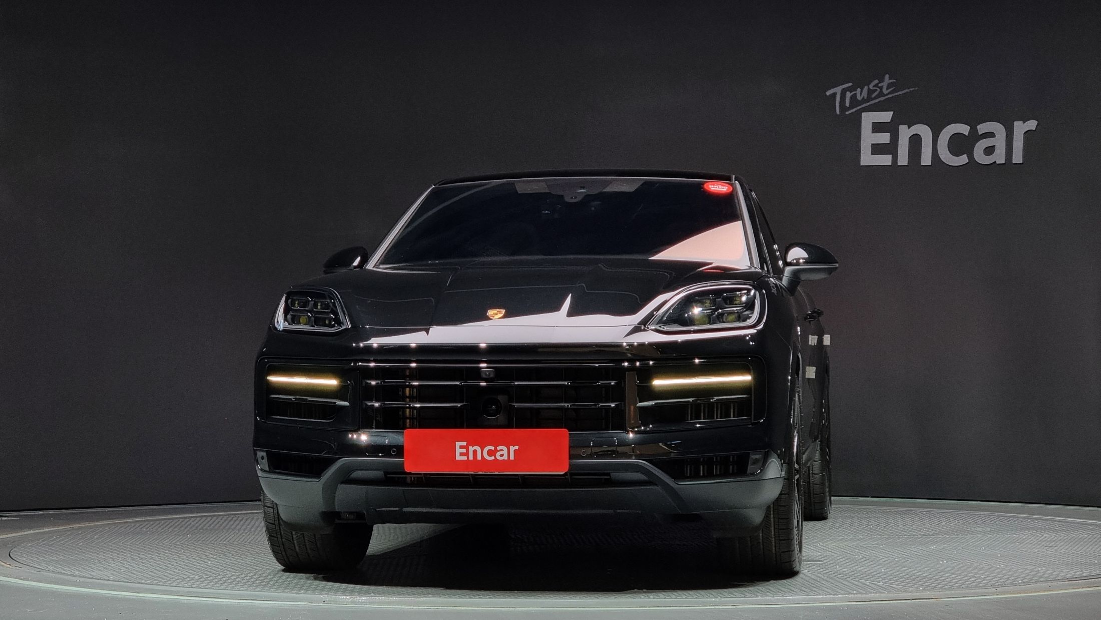 PORSCHE CAYENNE PO536 2025