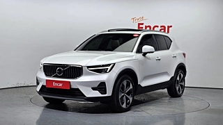 VOLVO XC40  B4  &#51 2022
