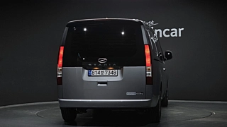 HYUNDAI STARIA 2024