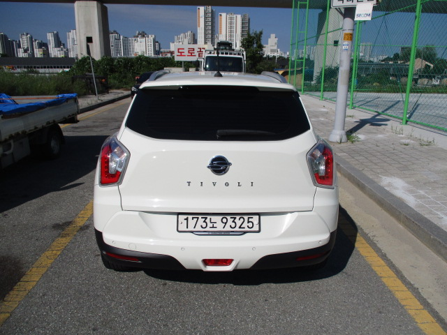 SSANGYONG TIVOLI 2016