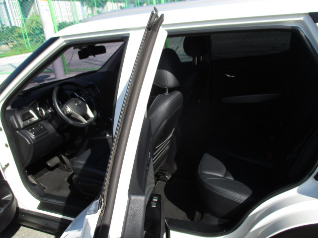 SSANGYONG TIVOLI 2016