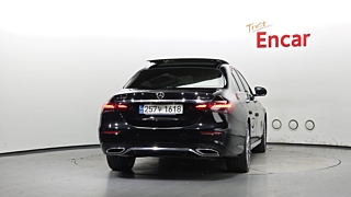 MERCEDES BENZ E-CLASS W213 2021
