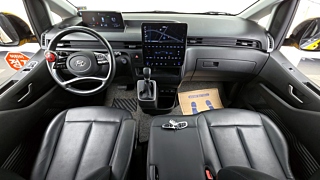HYUNDAI STARIA 2021