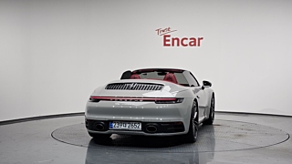 PORSCHE 911 992 2024