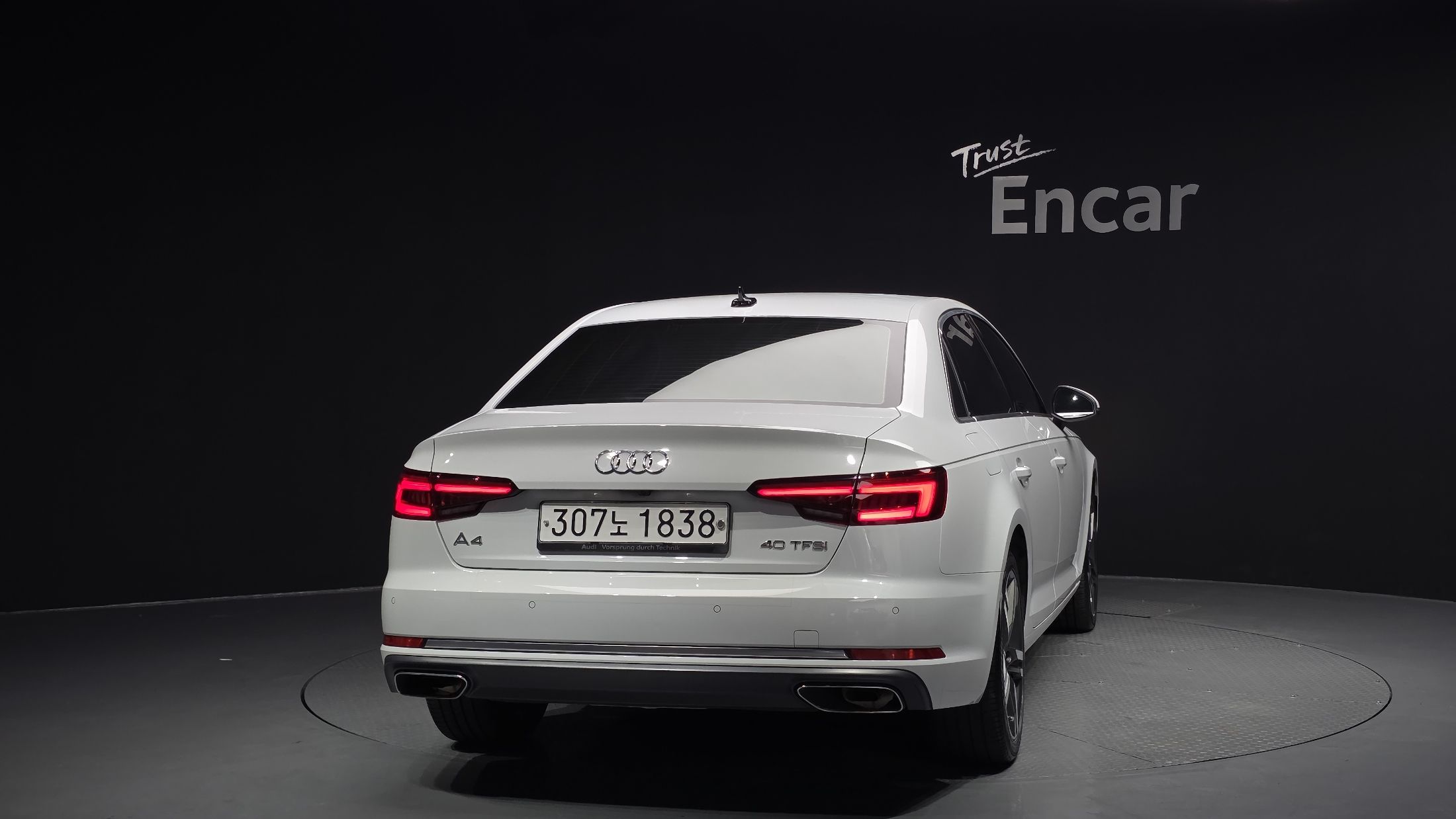 AUDI A4 B9 2019