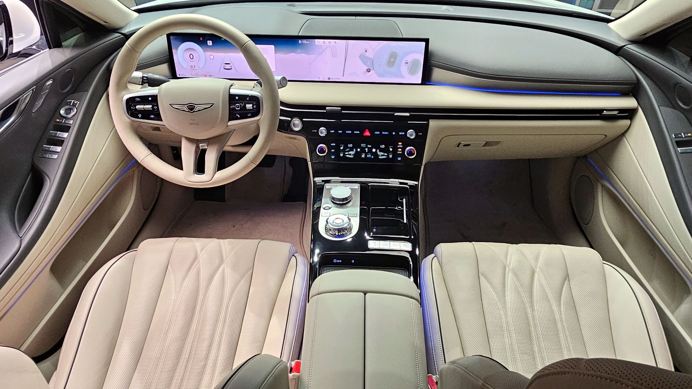 GENESIS G80 RG3 2025