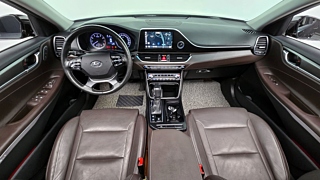 HYUNDAI GRANDEUR IG 2017