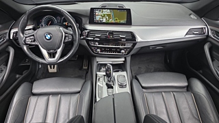 BMW 5-SERIES G30 2017