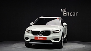 VOLVO XC40 2018