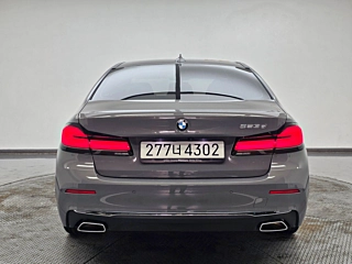 BMW 5-SERIES G30 2020