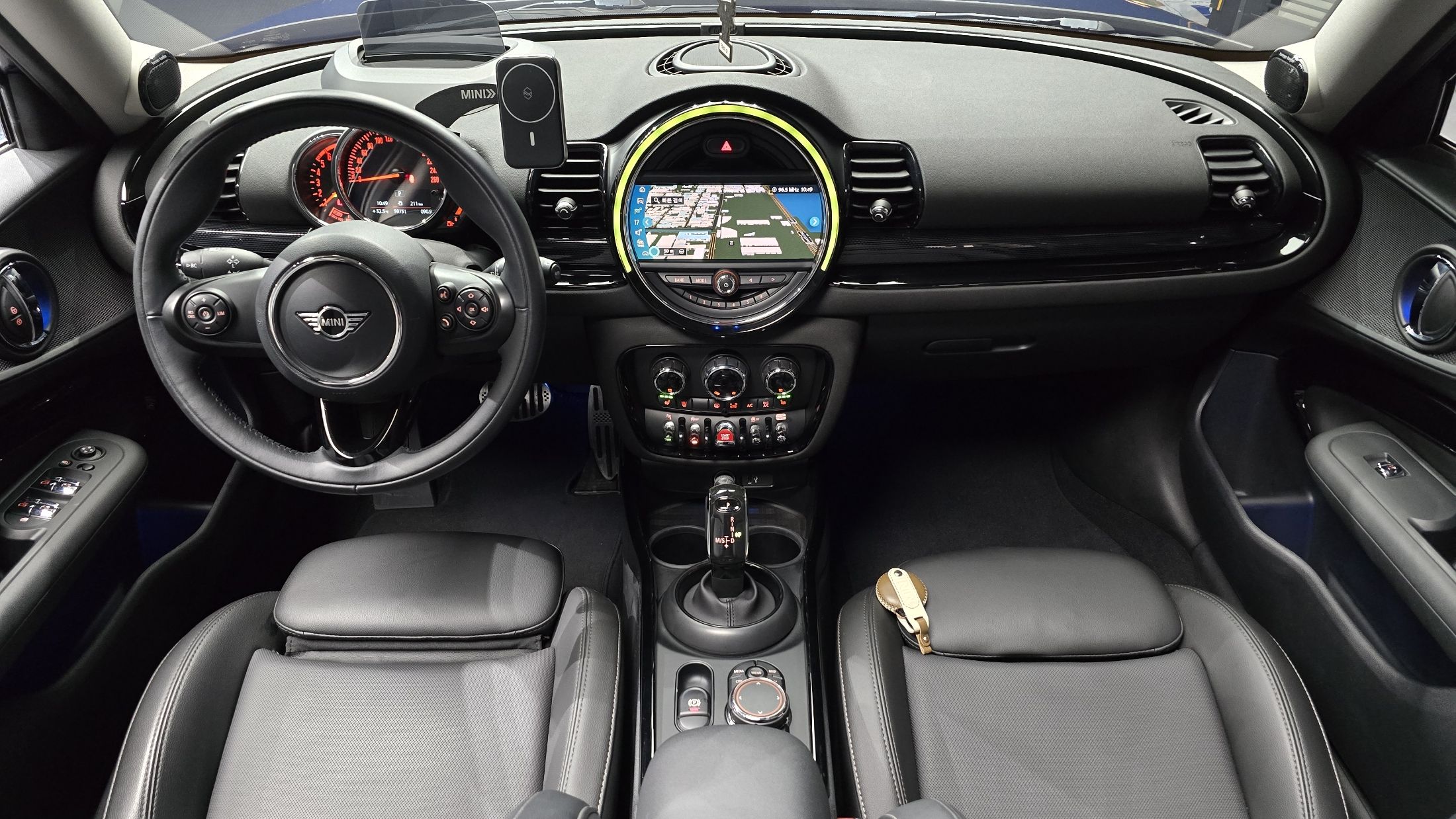 MINI CLUBMAN COOPER D 2019