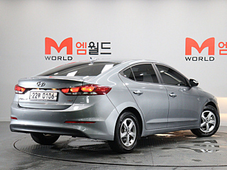 HYUNDAI AVANTE AD 2016