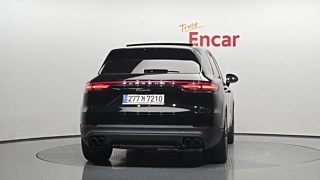 PORSCHE CAYENNE PO536 2022