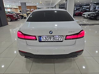 BMW 5-SERIES G30 2023